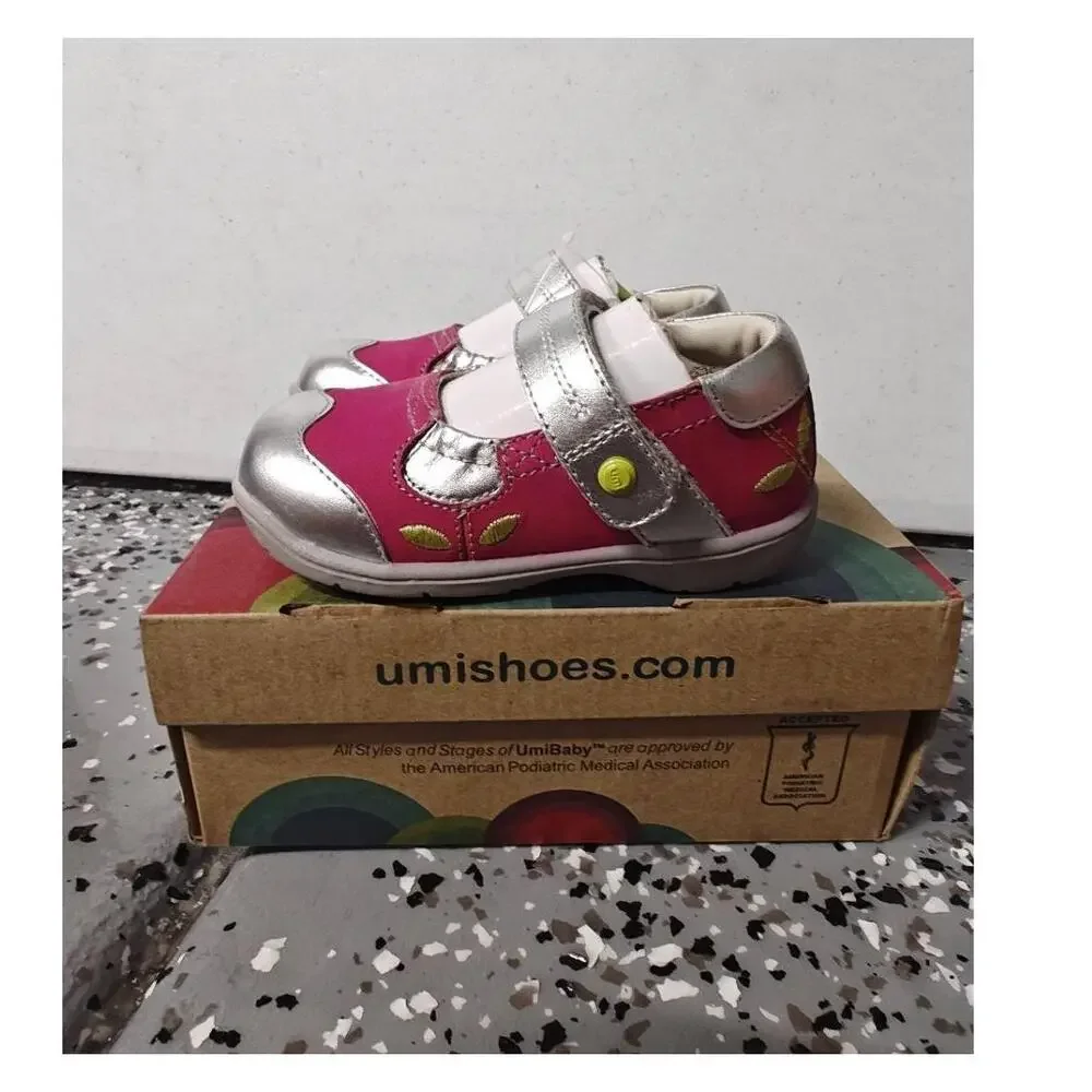 Umi Trincy Mary Jane Flats‎ Fuchsia Pink Silver US 5.5 Walker